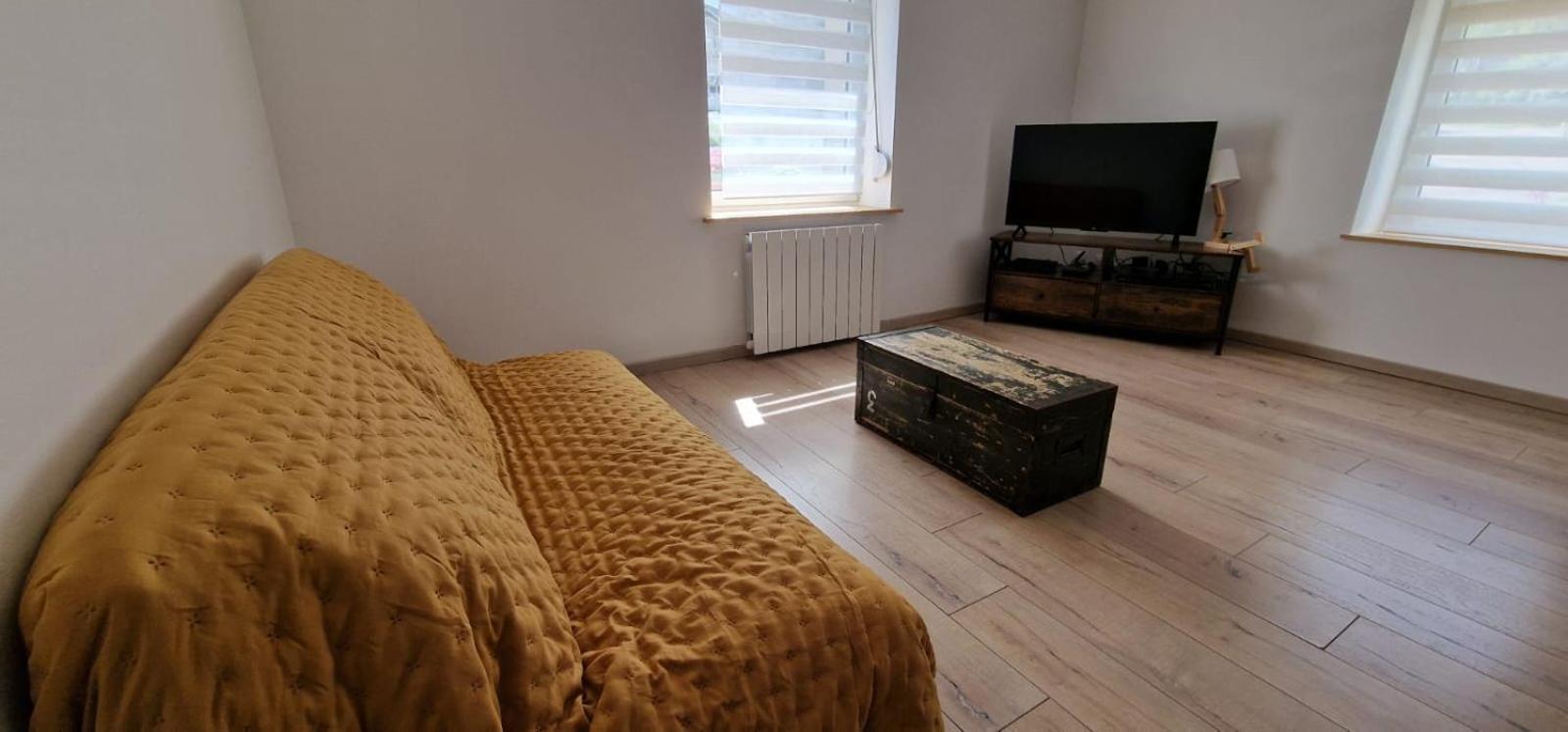 Bel Renove Avec De Beaux Volumes Apartment